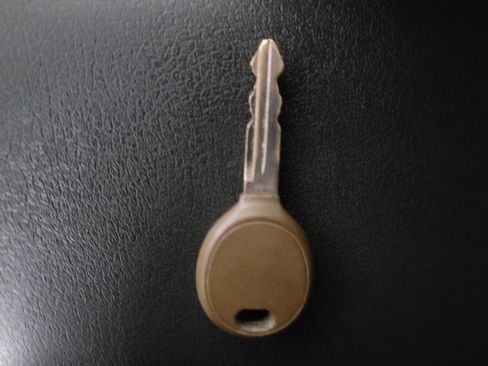 Used 2015 Jeep Patriot Sport image 32