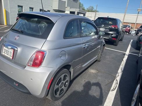 Used 2017 FIAT 500 e image 3