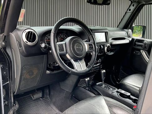 Used 2015 Jeep Wrangler Sport AWD/4WD image 15