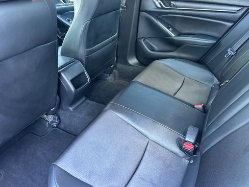Used 2020 Honda Accord Sport image 15