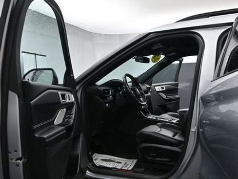 Used 2021 Ford Explorer ST w/ Equipment Group 401A AWD/4WD image 16