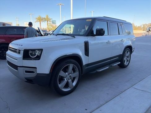 Used 2023 Land Rover Defender 130 S image 1