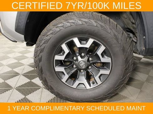 Used 2022 Toyota Tacoma TRD Off-Road w/ Technology Package AWD/4WD image 25