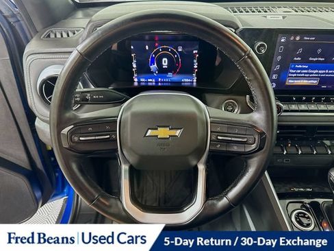 Used 2023 Chevrolet Colorado LT w/ LT Convenience Package III AWD/4WD image 16