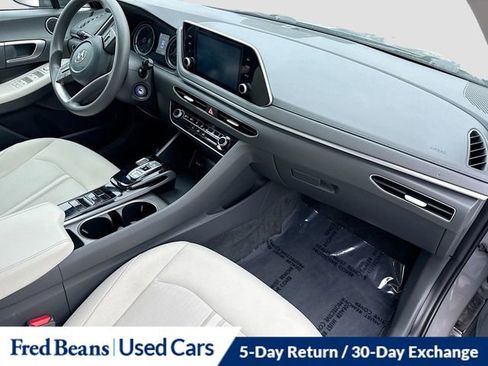 Used 2023 Hyundai Sonata SE w/ Preferred Accessory Package image 27