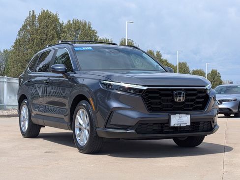 Certified 2025 Honda CR-V EX image 4