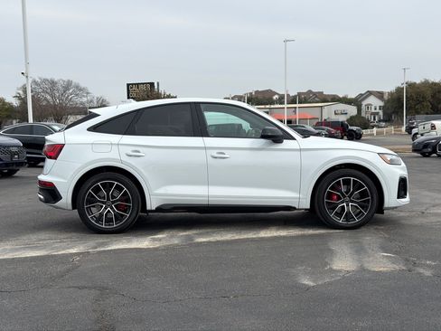 Certified 2024 Audi SQ5 Premium Plus image 3