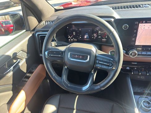 Used 2024 GMC Canyon AT4 w/ AT4 Premium Package image 14