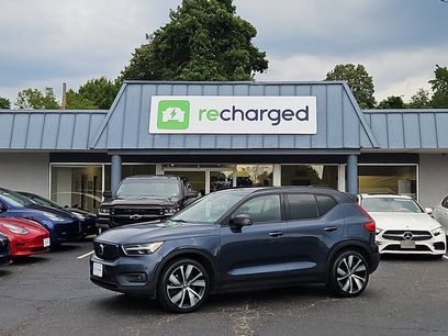 Used 2022 Volvo XC40 P8 Recharge Plus