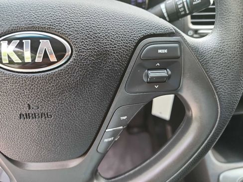 Used 2016 Kia Forte LX FWD image 15