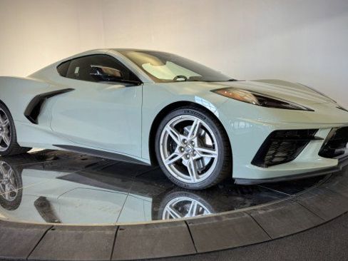 Used 2024 Chevrolet Corvette Stingray Premium Cpe w/ Z51 Performance Package RWD image 14
