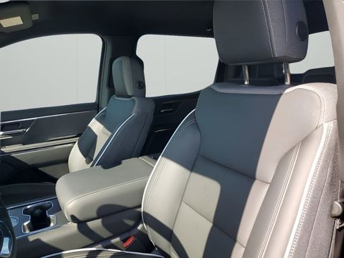 New 2026 GMC Sierra EV Elevation image 30