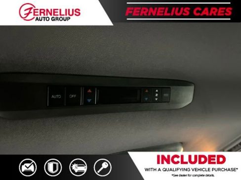 Used 2023 Toyota Sienna XSE AWD/4WD image 24