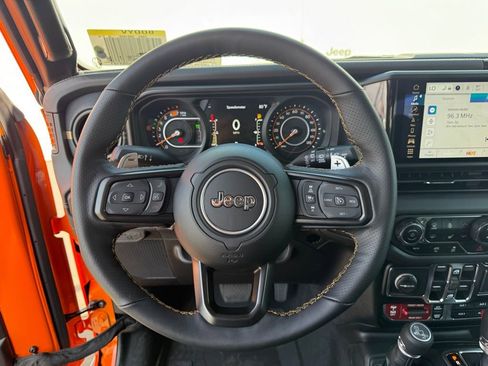 New 2025 Jeep Wrangler Unlimited Rubicon 392 image 17