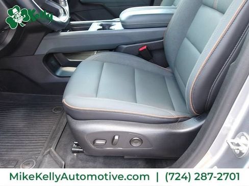 Used 2024 GMC Acadia AT4 AWD/4WD image 16