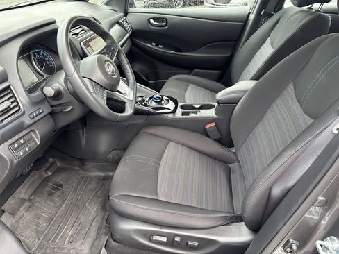 Used 2025 Nissan Leaf SV Plus FWD image 13