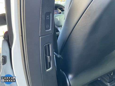 Used 2019 Tesla Model X P100D image 41