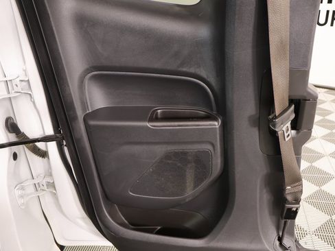 Used 2022 Chevrolet Colorado LT w/ Fleet Safety Package image 15