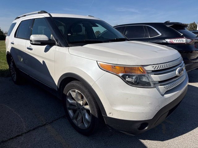Used 2014 Ford Explorer Limited w/ Equipment Group 302A AWD/4WD image 6