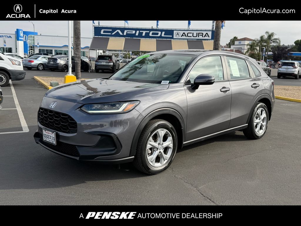 Used 2025 Honda HR-V LX image 1