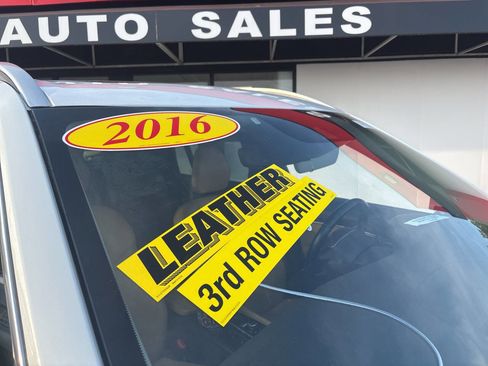 Used 2016 Volvo XC90 T6 Momentum image 13