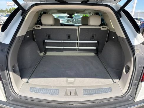 Used 2021 Cadillac XT5 Premium Luxury FWD image 29