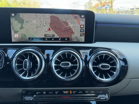 Used 2019 Mercedes-Benz A 220 image 16