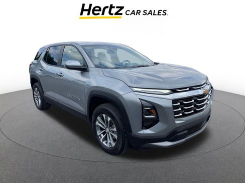 Used 2025 Chevrolet Equinox LT image 1