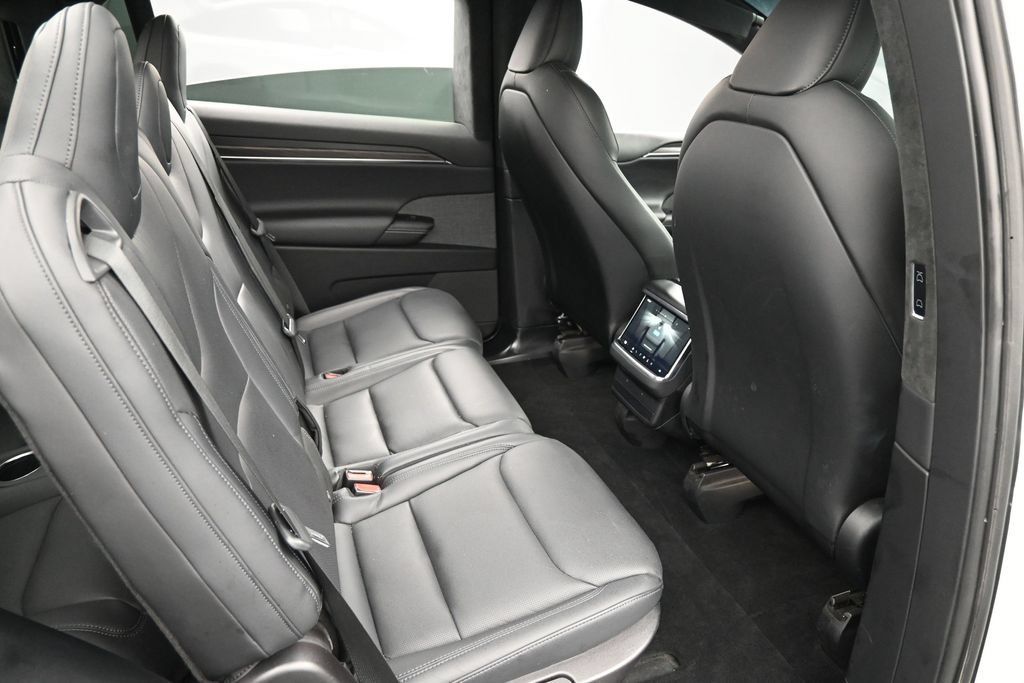 Used 2023 Tesla Model X AWD/4WD image 33