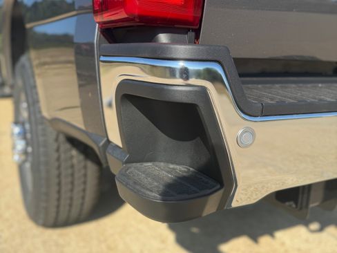 New 2026 Ford F350 Lariat w/ FX4 Off-Road Package image 56