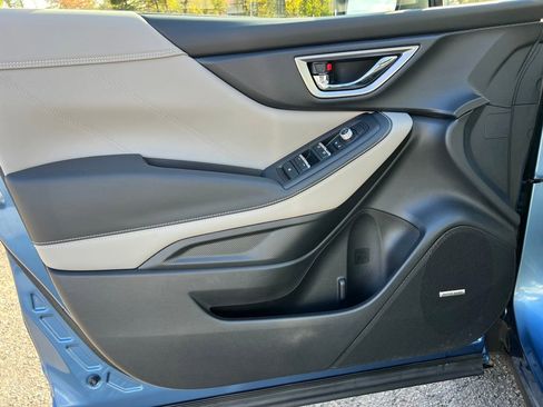 Used 2022 Subaru Forester Limited image 15