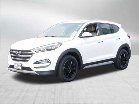 Used 2017 Hyundai Tucson Limited w/ Cargo Package AWD/4WD image 3