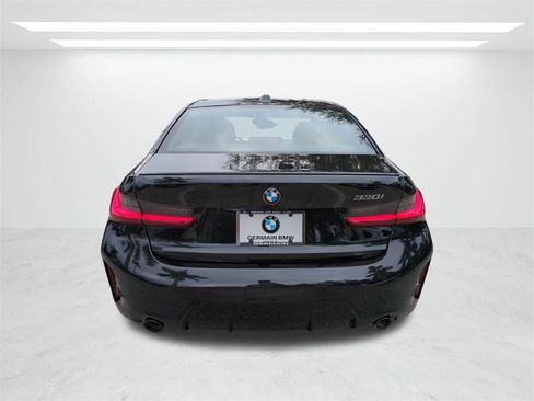 New 2025 BMW 330i Sedan w/ M Sport Package image 5