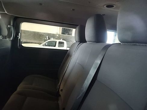 Used 2018 Nissan NV 3500 SV w/ Navigation Package RWD image 8