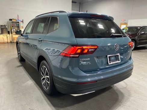 Used 2019 Volkswagen Tiguan SE w/ Panoramic Sunroof Package AWD/4WD image 4