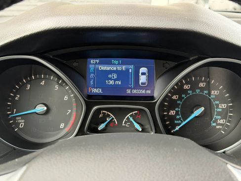Used 2014 Ford Focus SE w/ SE Sport Package FWD image 29
