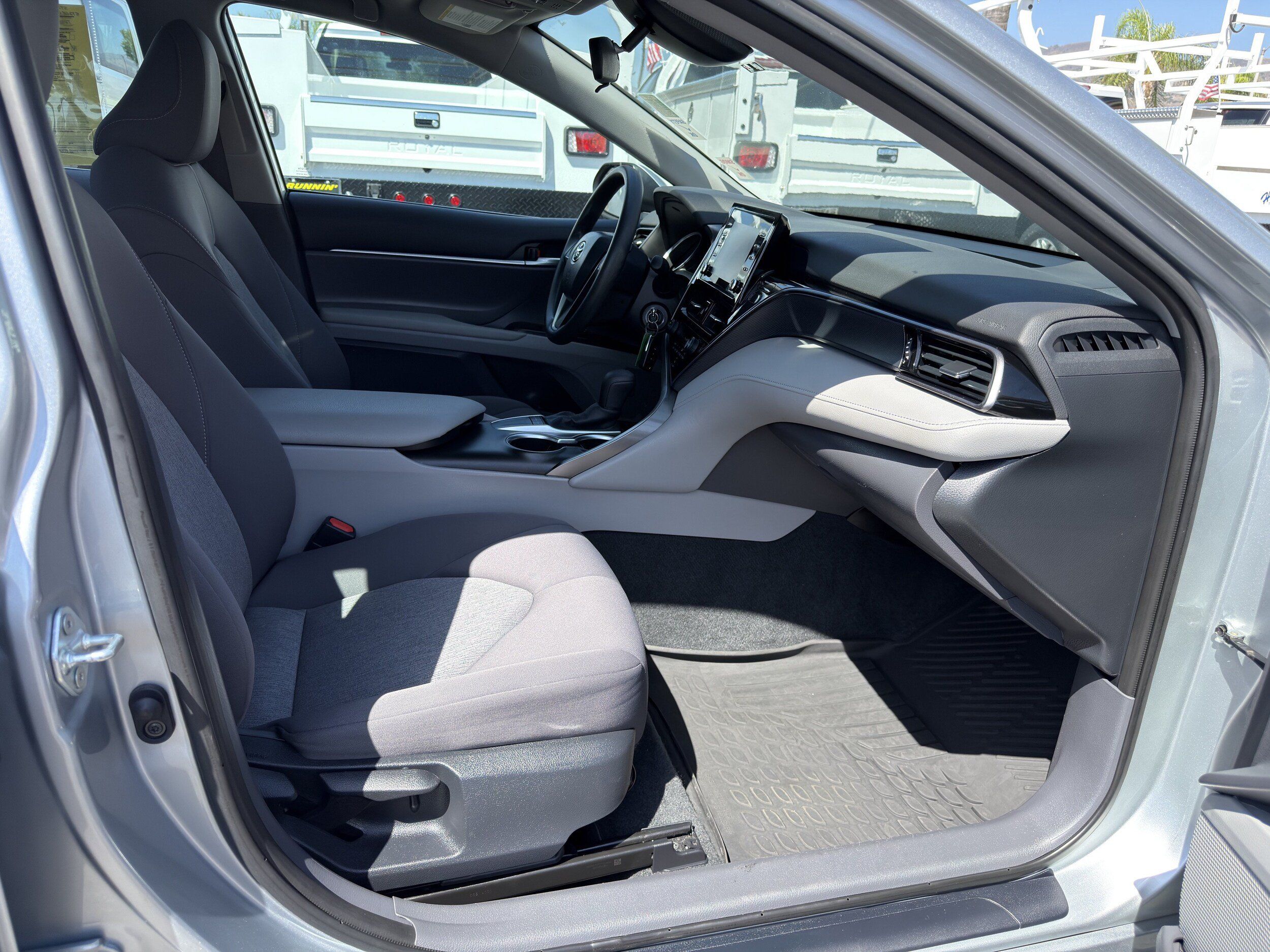 Used 2024 Toyota Camry LE FWD image 10