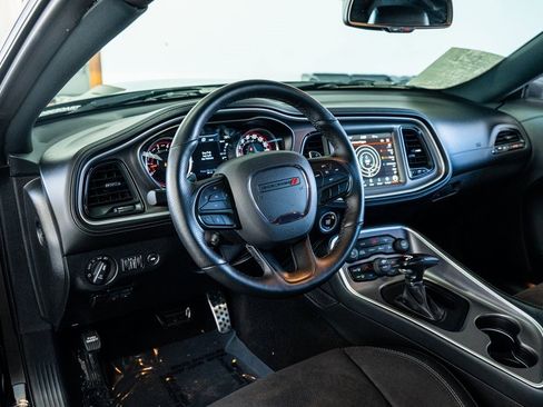 Used 2022 Dodge Challenger R/T Scat Pack w/ Plus Package image 36