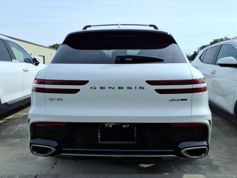 Used 2026 Genesis GV70 3.5T Sport Prestige image 7