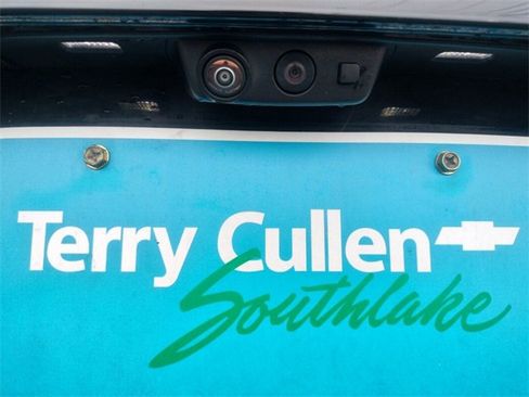 Used 2023 Chevrolet Suburban High Country image 10