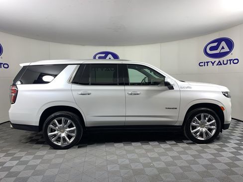 Used 2022 Chevrolet Tahoe High Country image 2