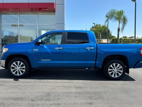 Used 2017 Toyota Tundra Limited w/ Limited Premium Package RWD image 8