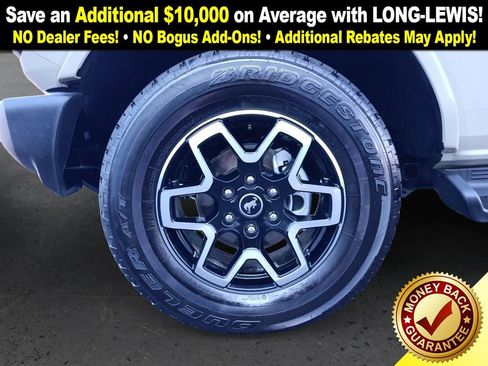 Used 2025 Ford Bronco Outer Banks image 13