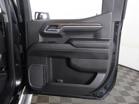 Used 2023 GMC Sierra 1500 SLT w/ SLT Premium Package AWD/4WD image 27