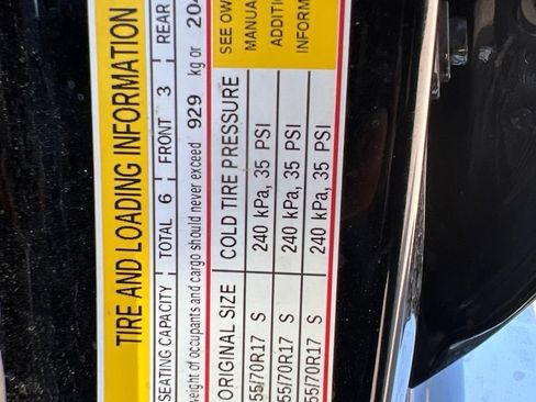 Used 2020 Chevrolet Silverado 1500 LT w/ Texas Edition RWD image 27