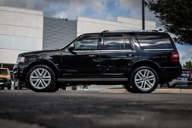 Used 2017 Ford Expedition Platinum AWD/4WD image 15