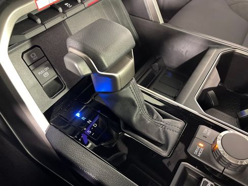 Certified 2025 Toyota Tundra SR5 AWD/4WD image 22