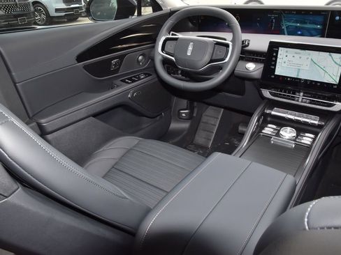 New 2026 Lincoln Nautilus Reserve AWD/4WD image 22