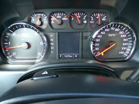 Used 2017 Chevrolet Silverado 1500 Custom w/ Custom Convenience Package image 7