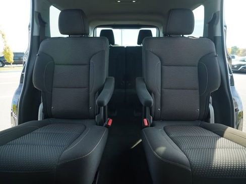 Used 2022 GMC Acadia SLE w/ Driver Convenience Package image 36